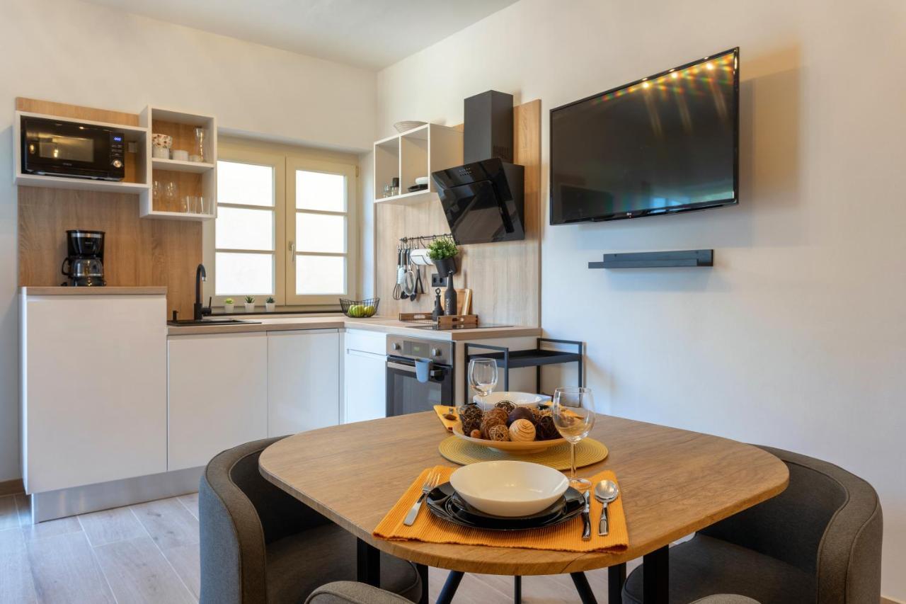 Teona Luxury Studio Apartment With Jacuzzi And Terrace Sea View Sali Exterior photo